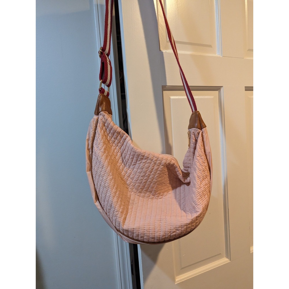 Shiraleah Ezra Big Quilted Crossbody Slouch Bag Purse Pink Adjustable Strap